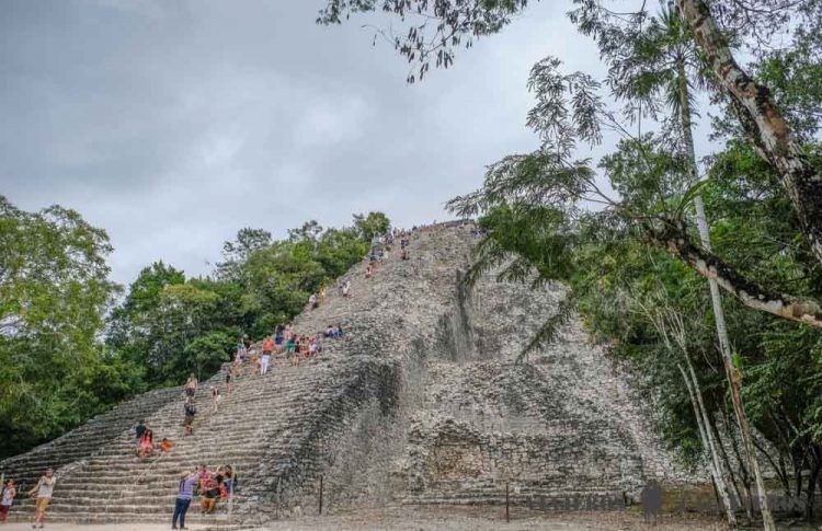 Gran Pirámide de Cobá