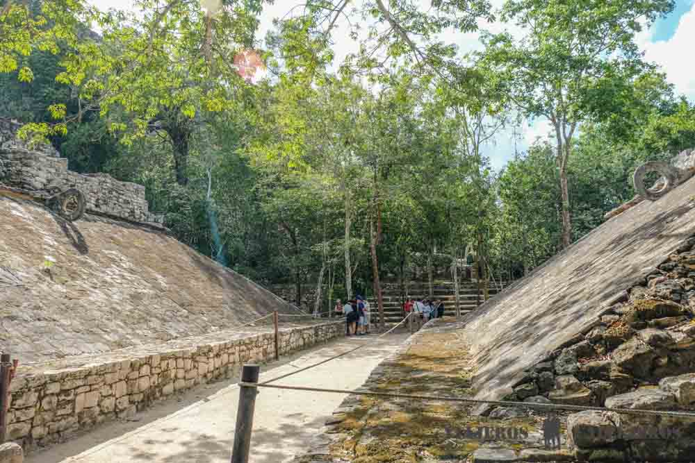Juego de Pelota. Ruinas de Cobá