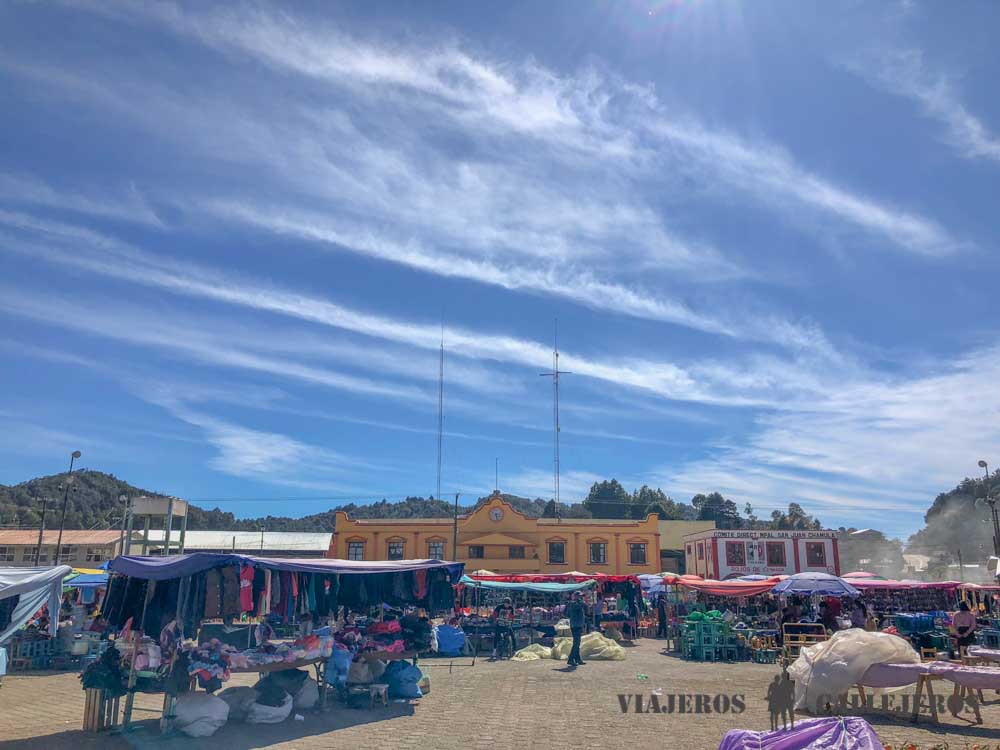 Plaza Mayor de San Juan Chamula