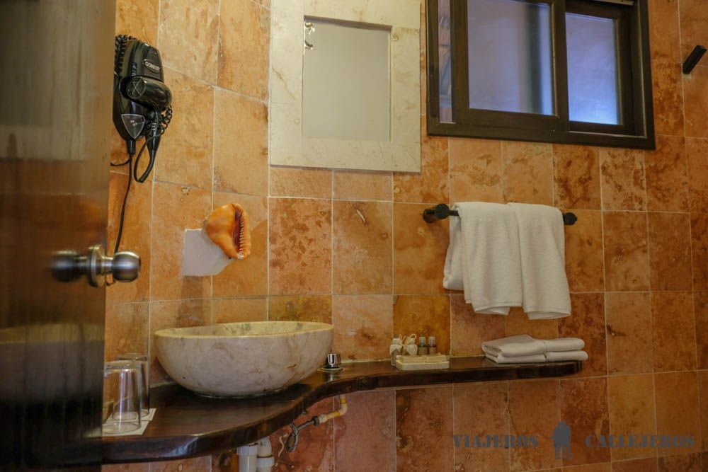 Baño del Holbox Dream Beachfront