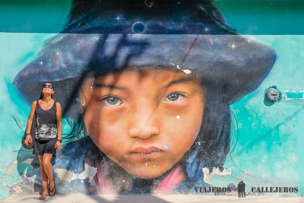 "La niña de las Estrellas". Ruta de los murales en Holbox