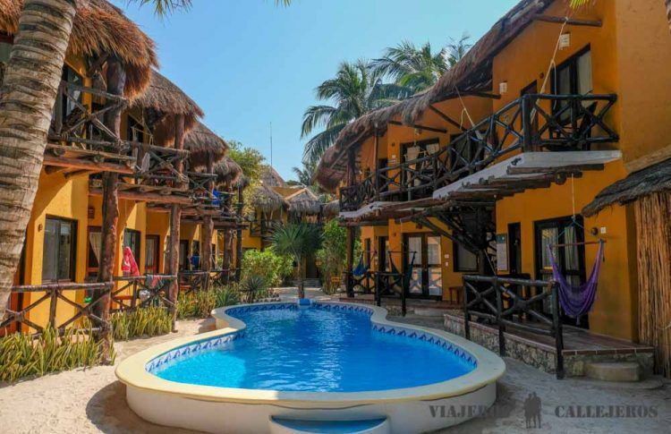 Una de las piscinas del Holbox Dream Beachfront Hotel