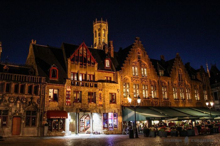 Plaza Burg, uno de los lugares que visitar en Brujas