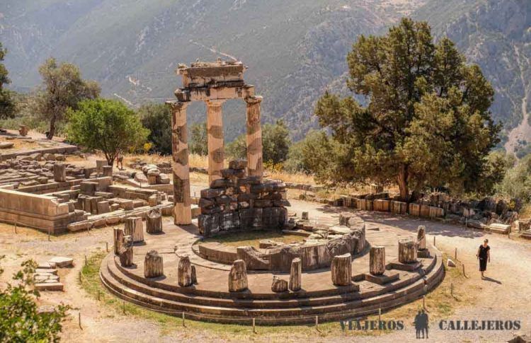 Visitar el Oráculo de Delfos en Grecia