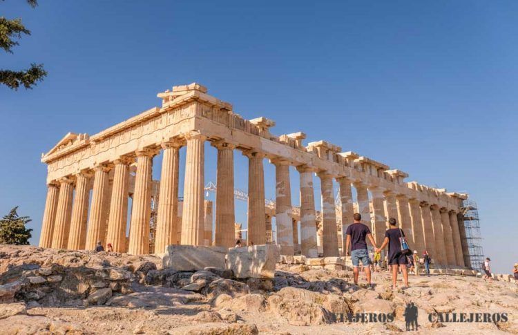 Partenón en la Acrópolis de Atenas