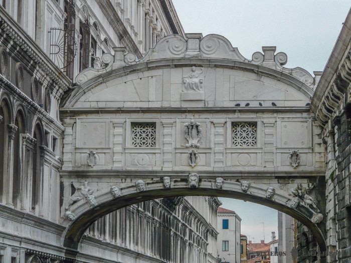 Puente de los Suspiros