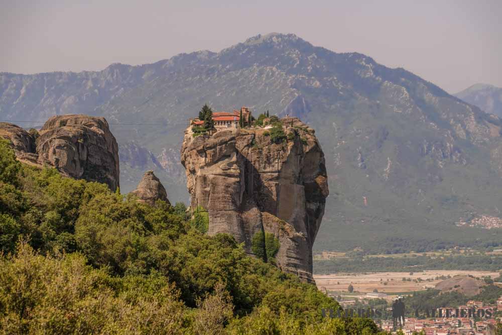 Meteora, uno de los lugares que no podían faltar en la guía de Grecia