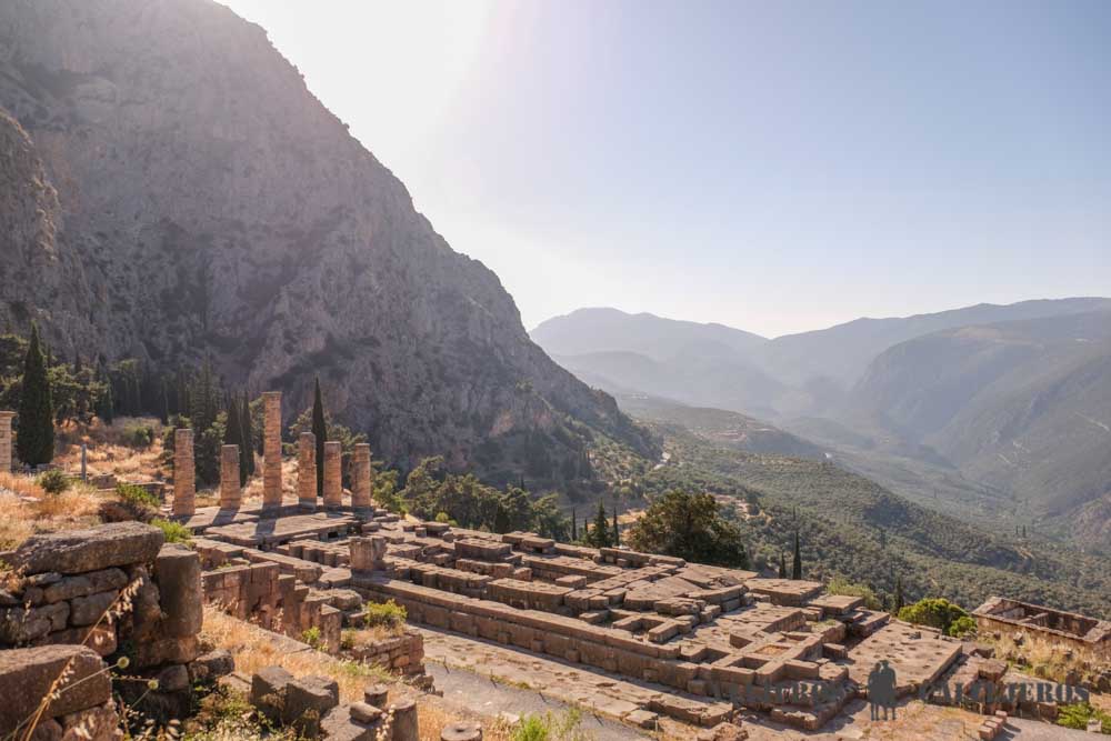 Santuario de Apolo en Antigua Delfos
