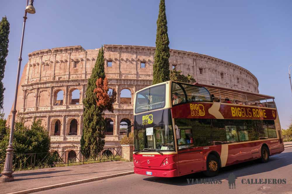 Autobús turístico en Roma, uno de los productos que puedes comprar con Civitatis