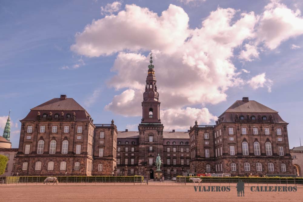 Visitar el Palacio Christiansborg en el Copenhague en dos días
