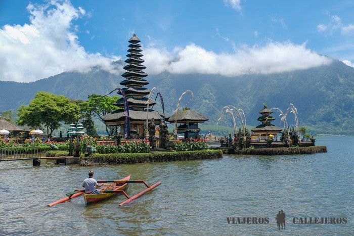 Pura Luhur Danu Bratan