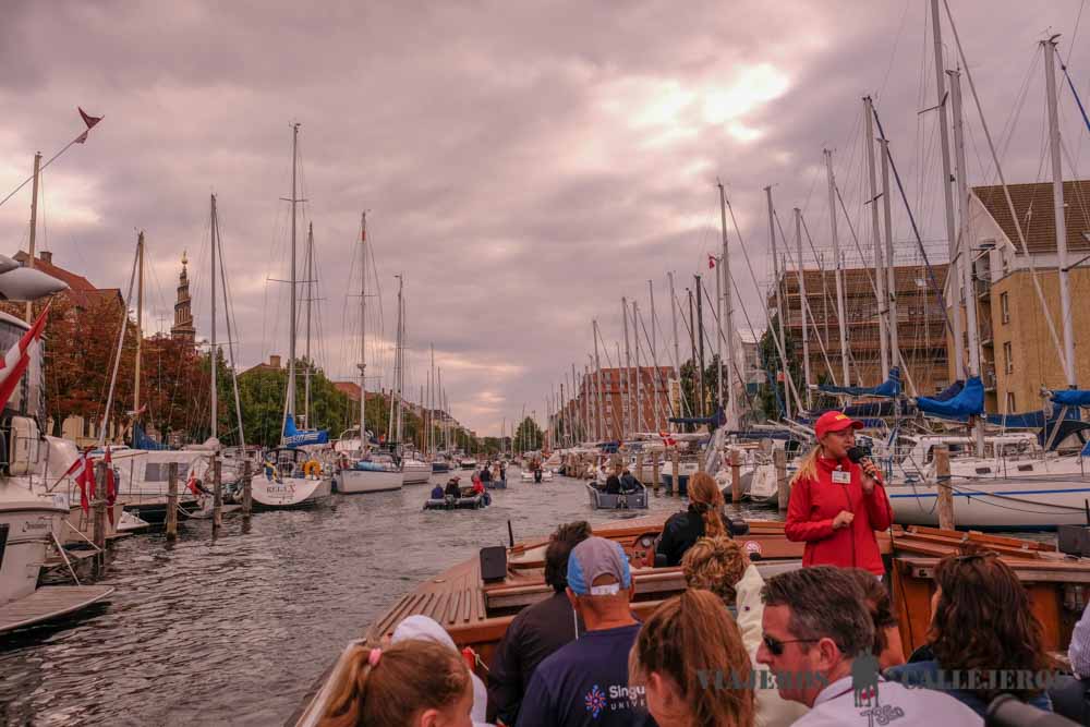 Tour por los canales de Copenhague