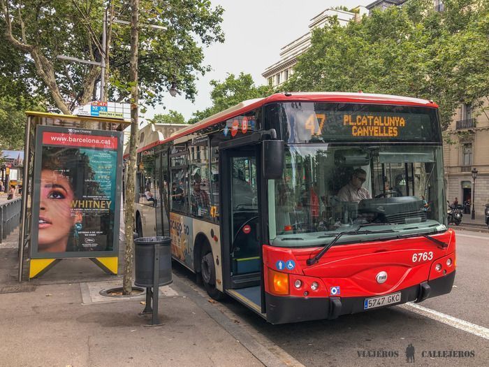 Autobús, una de las mejores opciones de transporte en Barcelona