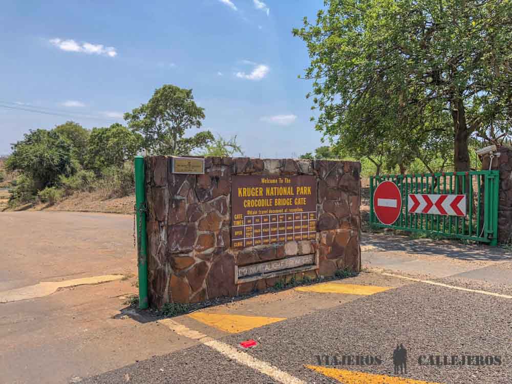 Entrada a Crocodile Bridge