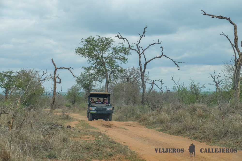 Carreteras en Hlane