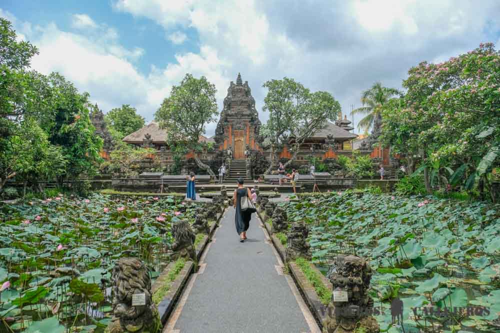Pura Saman Saraswat