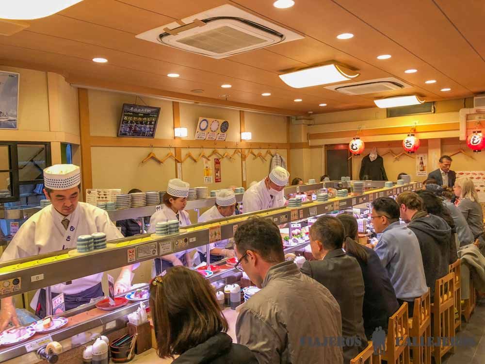Restaurante. Precios en Japón