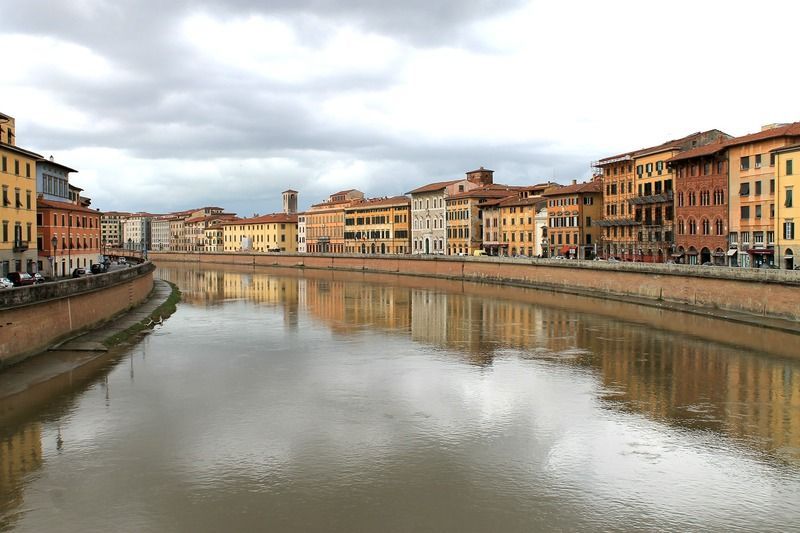 Río Arno desde el Ponte di Mezzo