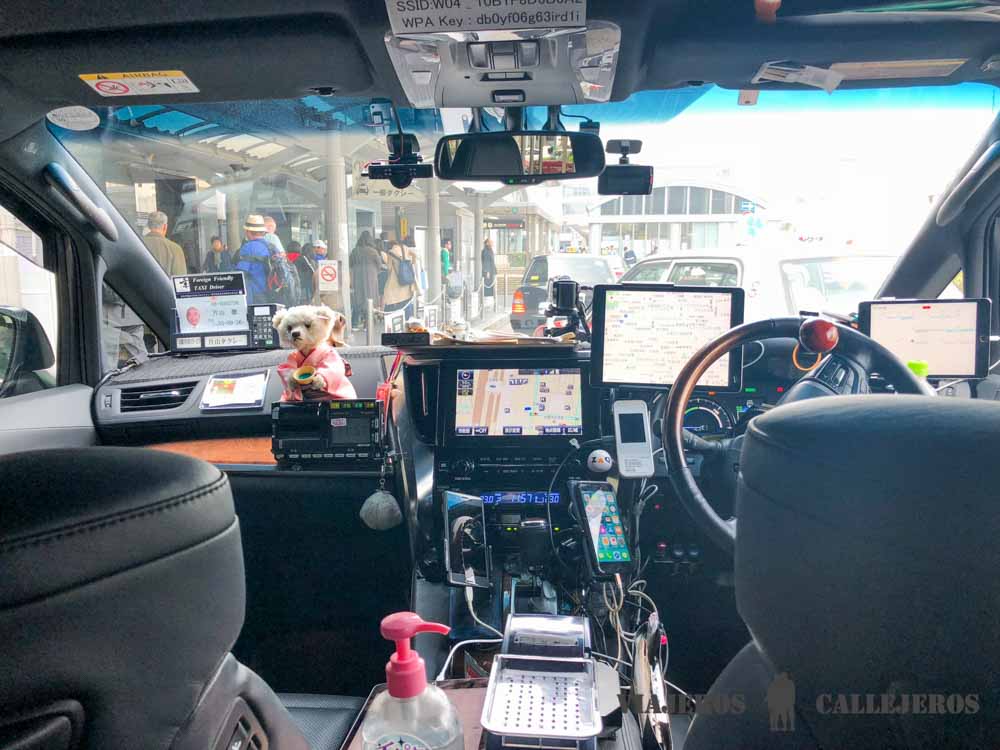 Taxi en Kioto. Transporte en Japón