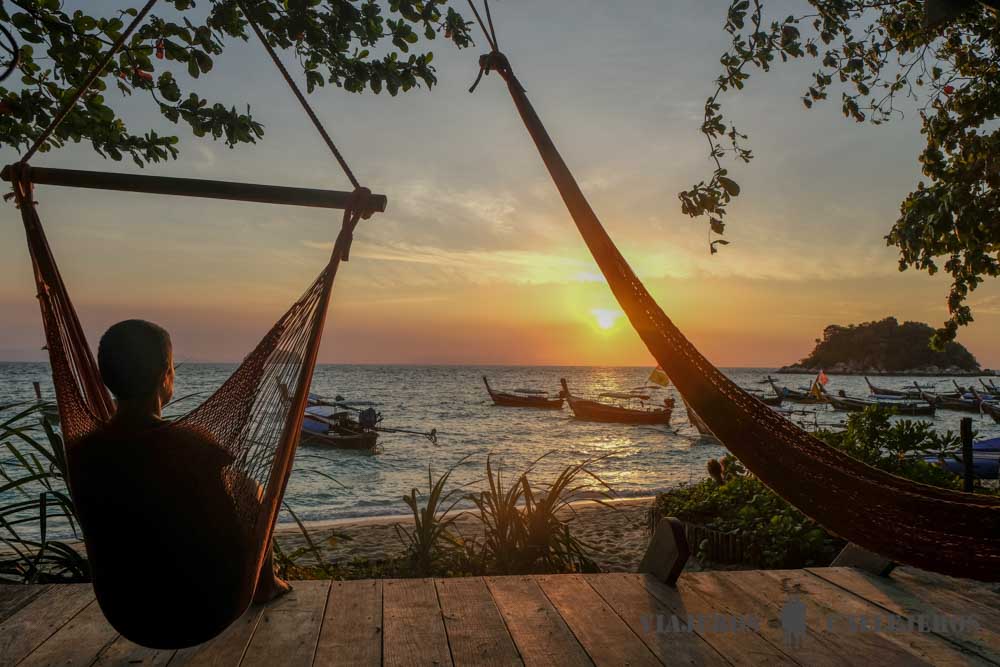 Amanecer en Castaway Resort Koh Lipe