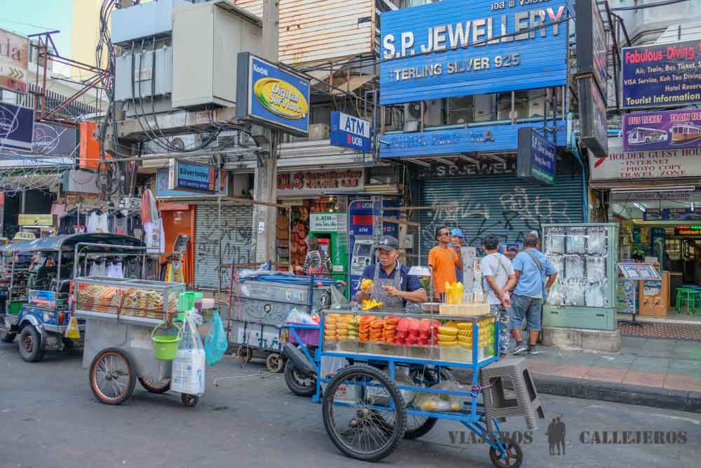 Puestos callejeros de comida