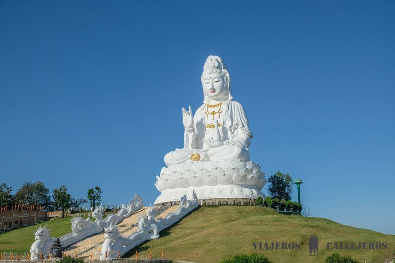 Wat Huay Pla Kang, uno de los lugares que ver en Chiang Rai