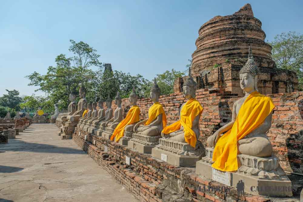 Wat Yai Chay Mongkol