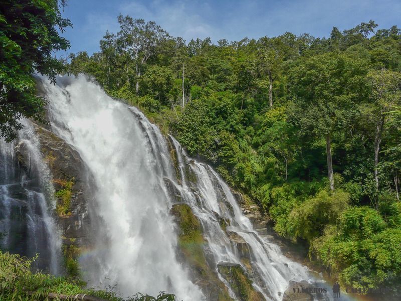 Cascada Wachirathan en Doi Inthanon