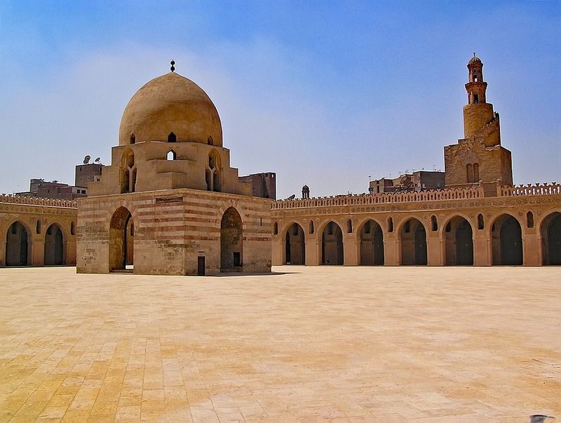 Mezquita de Ibn Tulun, uno de los lugares que ver en El Cairo