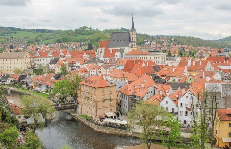 Disfruta de la gastronomía en alguno de los mejores restaurantes en los restaurantes de Cesky Krumlov