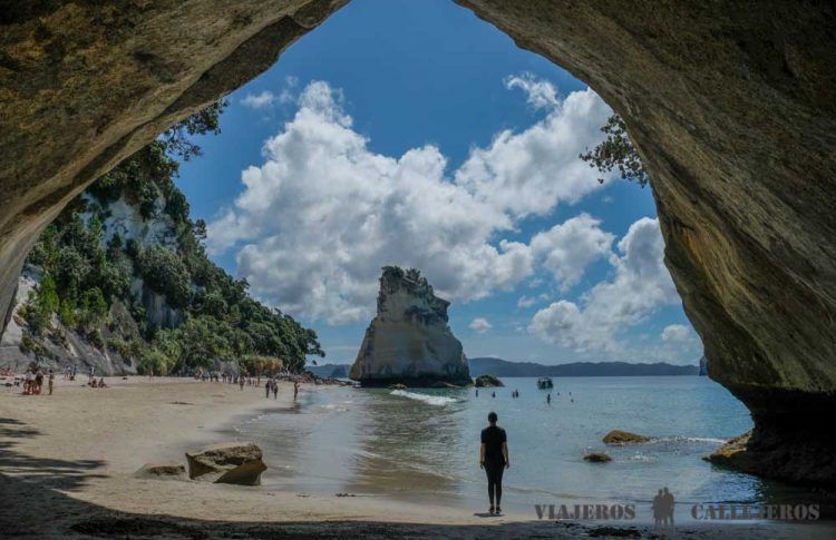 Cathedral Cove, uno de los lugares que ver en la Península de Coromandel