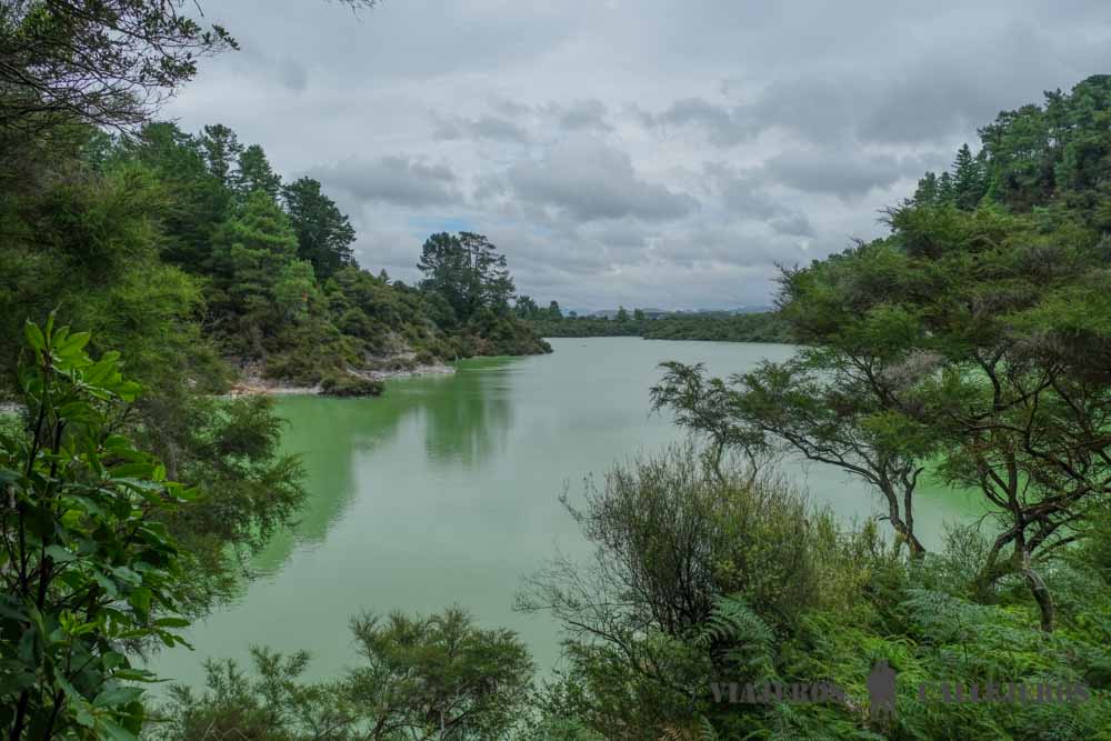 Lago Verde en Wai-O-Tapu