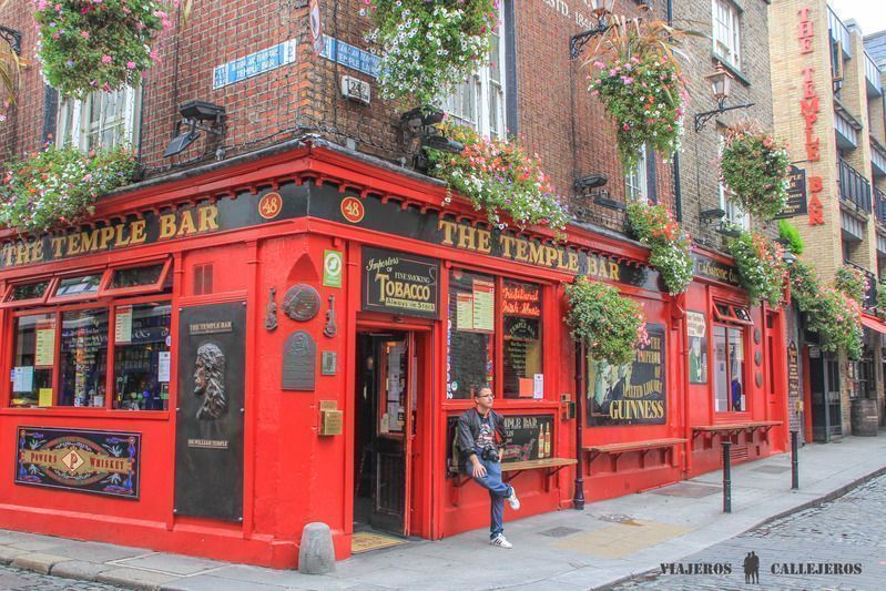 Visitar el Temple Bar en un viaje a Irlanda