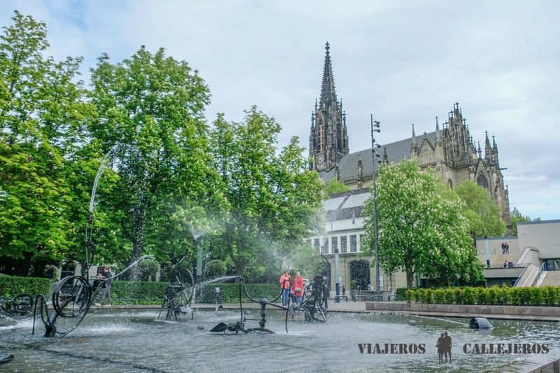 Fuente Tinguely, uno de los lugares que ver en Basilea