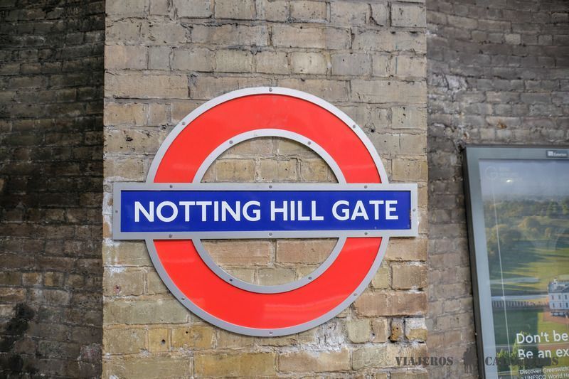Metro, uno de los transportes para el traslado de Stansted a Londres