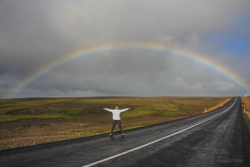Recorrer la Carretera 1 en un viaje a Islandia