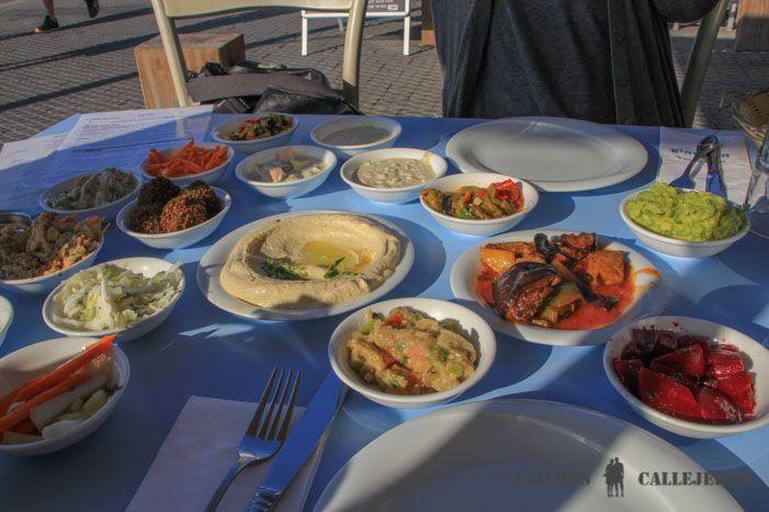 Probar la gastronomía israelí