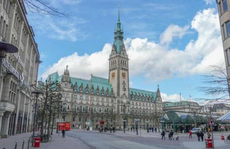 Ayuntamiento, una de las paradas del Free tour en Hamburgo en español