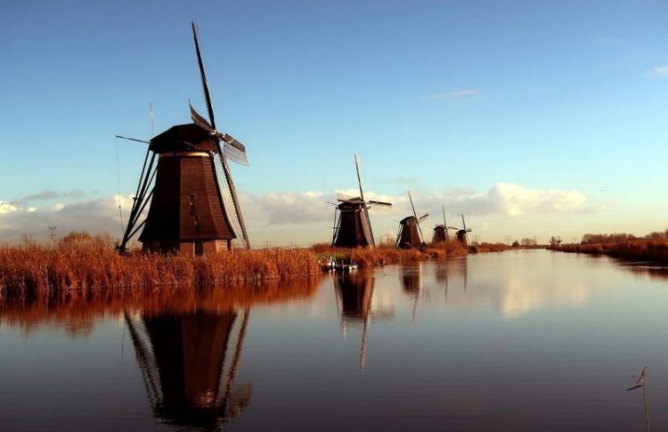 Molinos de viento de Kinderdijk