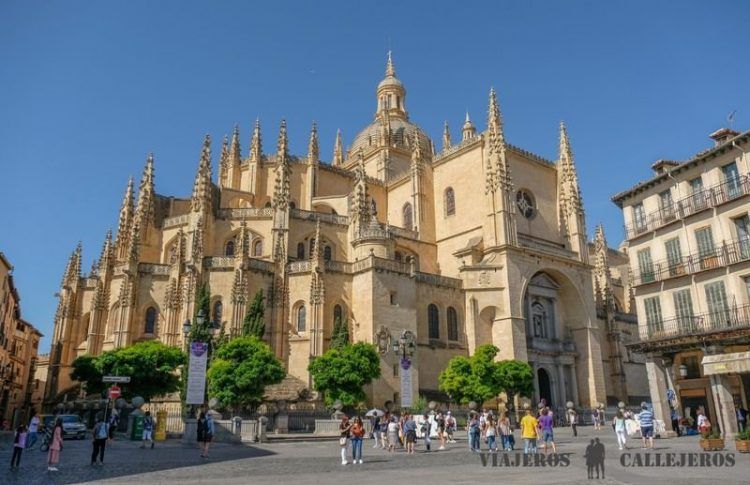 La Catedral, uno de los lugares que se visitan en uno de los mejores free tours por Segovia