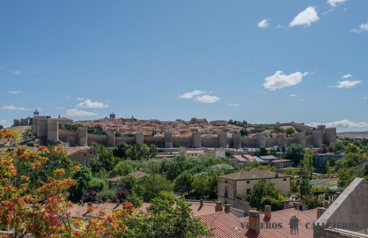 Ávila desde el mirador de los Cuatro Postes