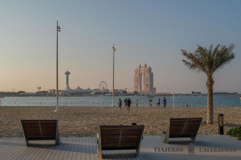 Corniche, uno de los lugares que ver en Abu Dhabi