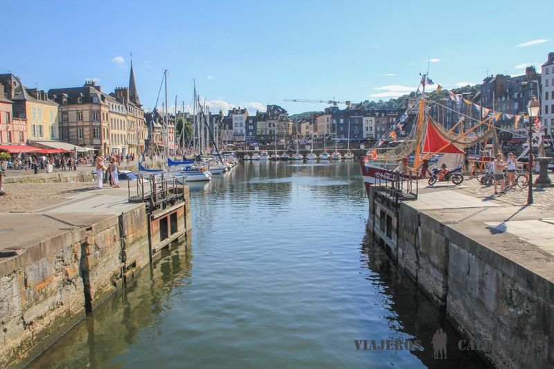 Honfleur, uno de los lugares que visitar en Normandía