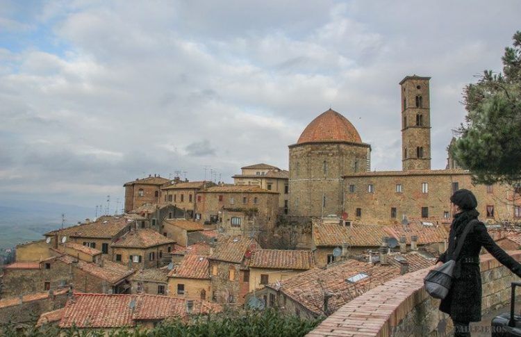 Volterra, en La Toscana, uno de los lugares que no podían faltar en la guía de Italia