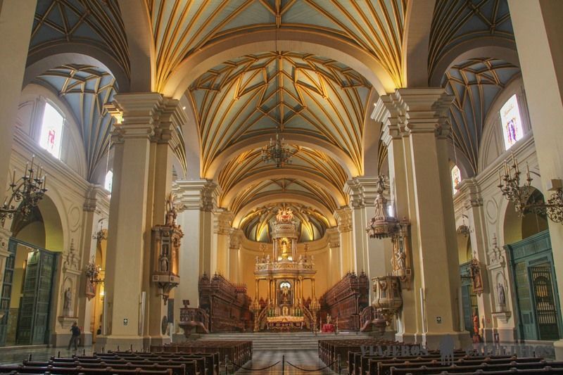 Catedral, uno de los lugares que visitar en Lima