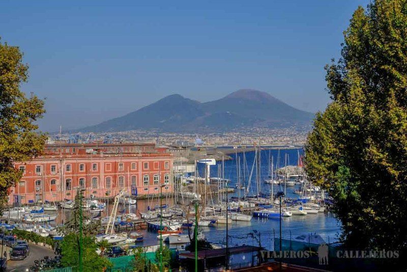 Nápoles, una ciudad imprescindible en la guía de Italia