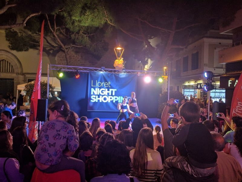 Lloret Night Shopping