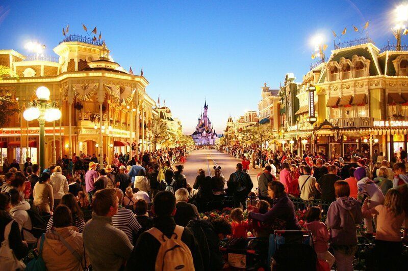 Disneyland Paris, un imprescindible en la Guía de Francia