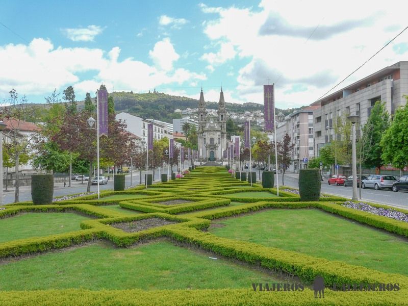 Iglesia de San Gualter, uno de los lugares que visitar en Guimaraes