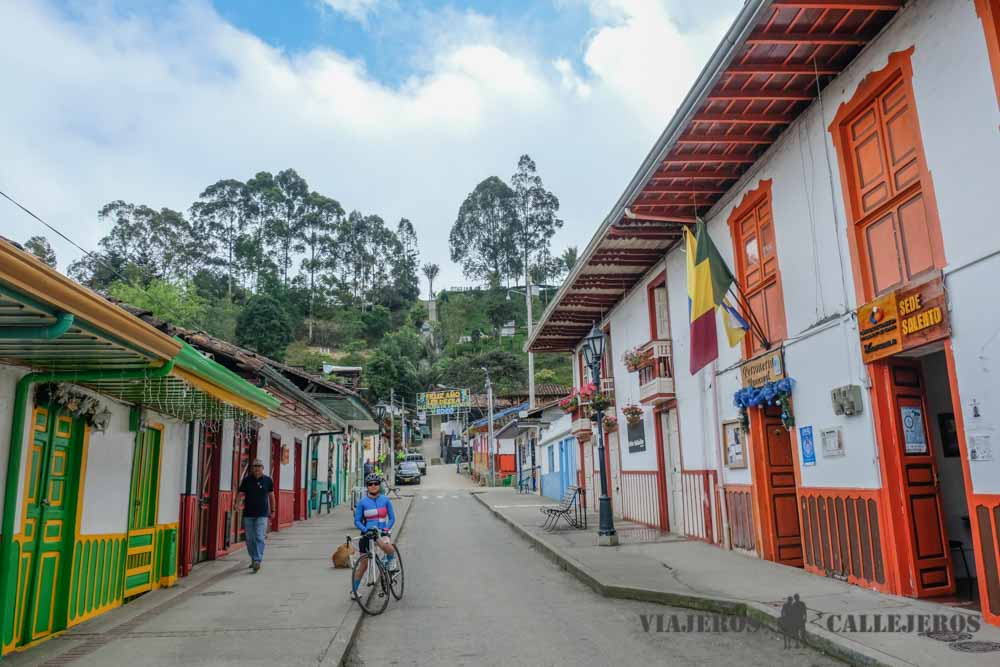 Salento, uno de los pueblos que no puedes perderte en la ruta por el Eje Cafetero